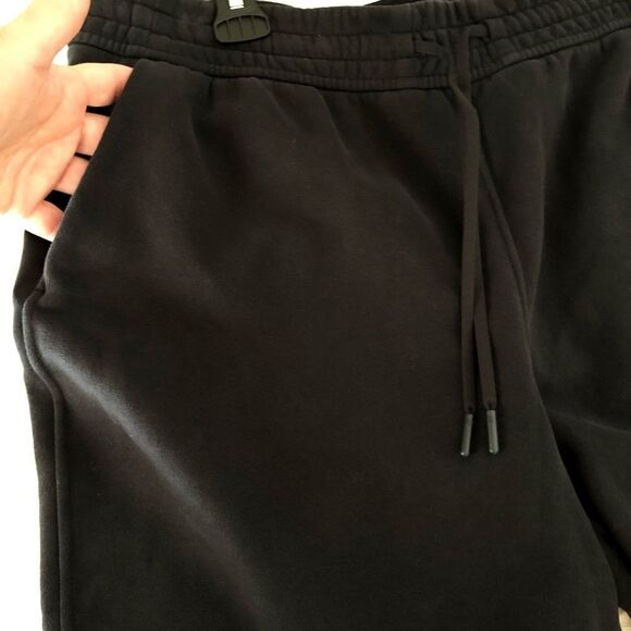 Lululemon Loungeful High-Rise Cropped Jogger Black Size 14 - Picture 6 of 11